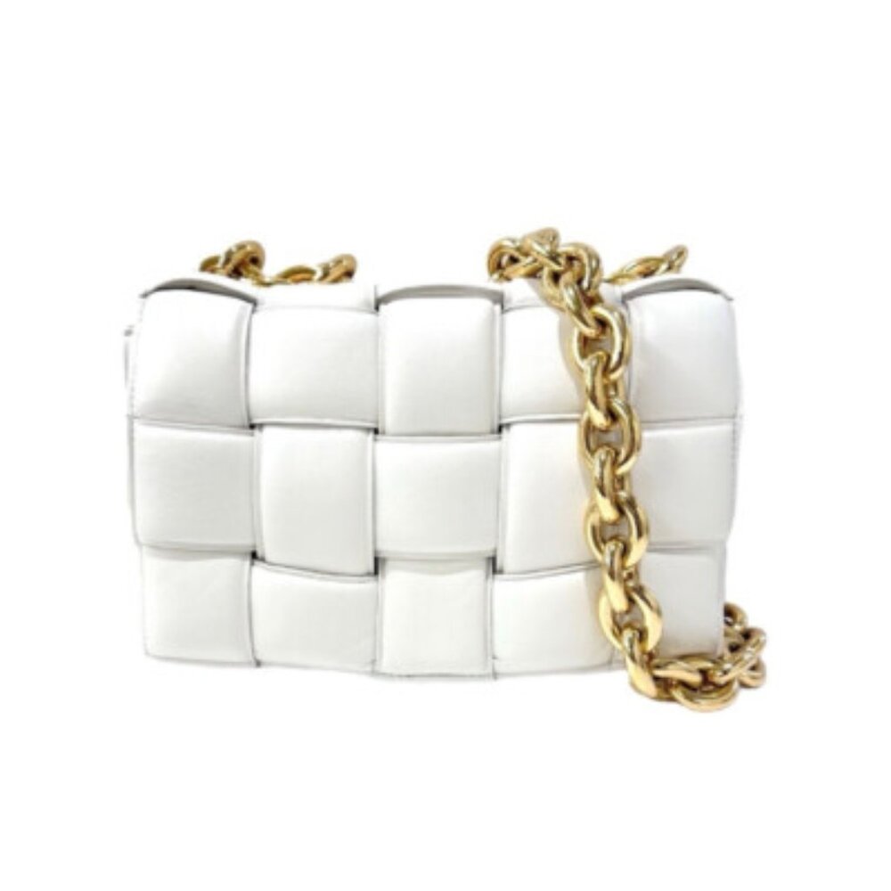TheChainCassette White Leather Quilted 2wayShoulderBag Maxi Intrecciato